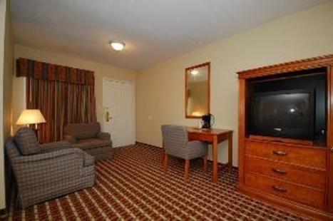 Millville Motorsports Inn And Suites Стая снимка